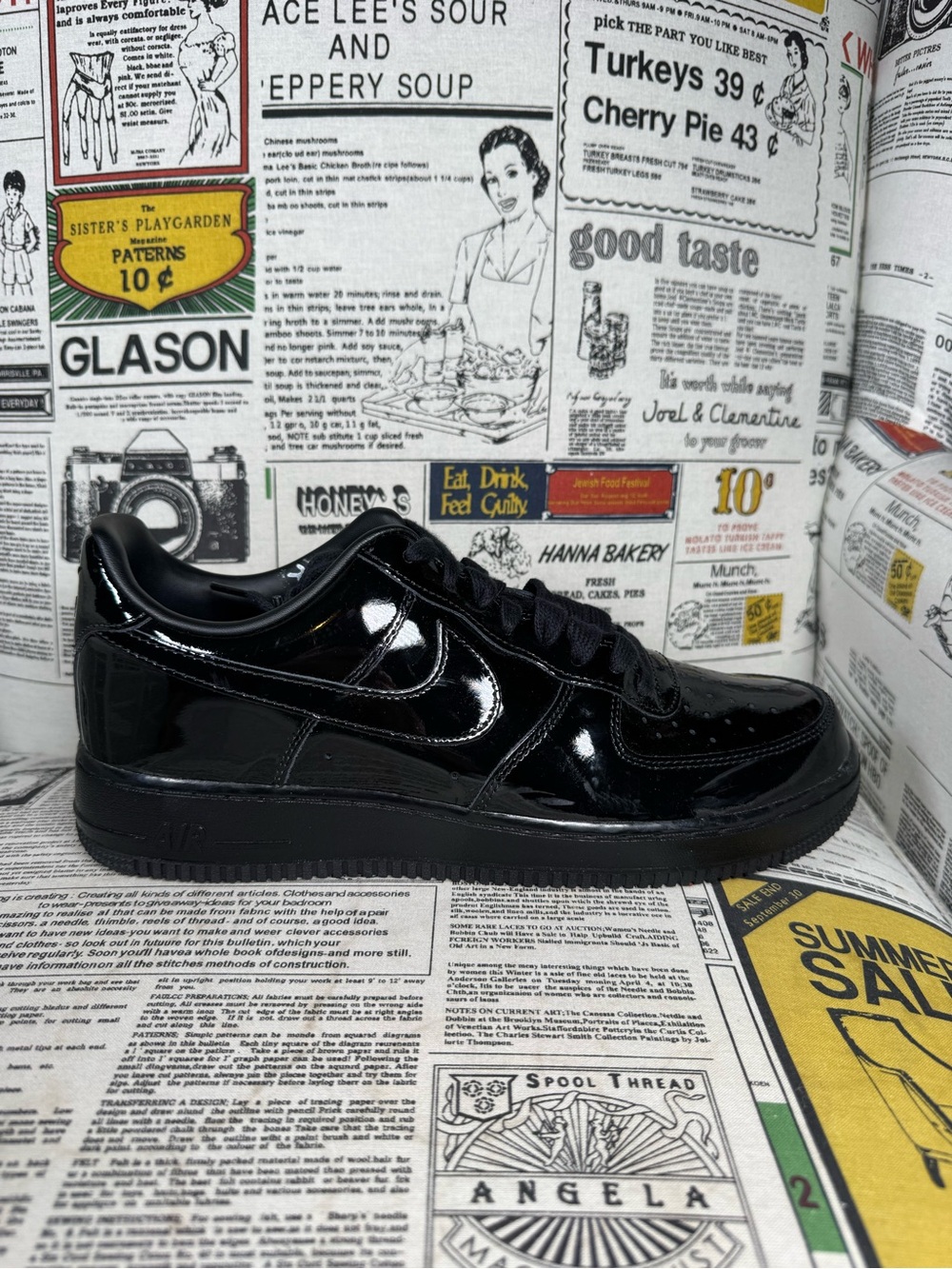 Nike Air Force 1 Low Patent Leather Premium Black IV2857-010 Men Size 11 No Box